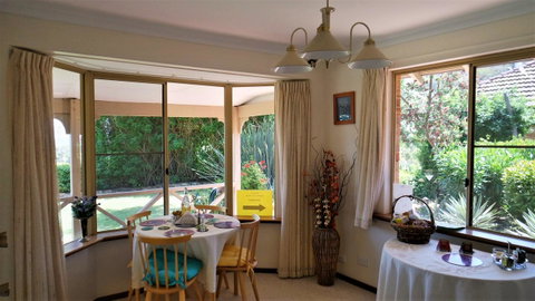 Eleebana Guest House - Airlie Beach Holiday 30