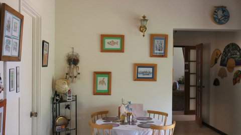 Eleebana Guest House - Airlie Beach Holiday 31