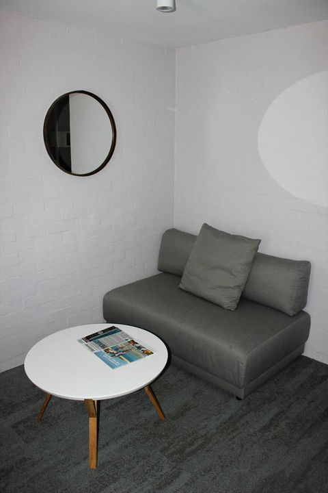 Atrium Hotel Mandurah - Airlie Beach Holiday 10
