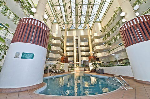 Atrium Hotel Mandurah - Airlie Beach Holiday 0