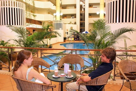 Atrium Hotel Mandurah - Airlie Beach Holiday 18