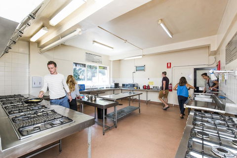 Billabong Backpackers Resort - Airlie Beach Holiday 19