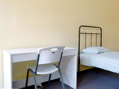 Billabong Backpackers Resort - Airlie Beach Holiday 4