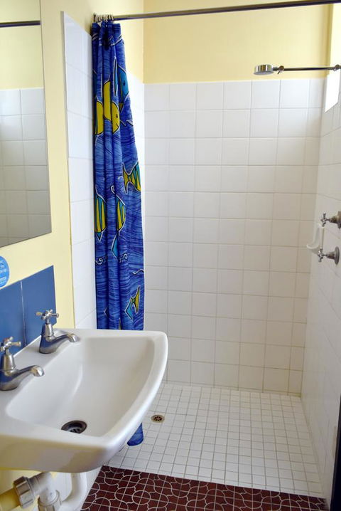 Billabong Backpackers Resort - Airlie Beach Holiday 3