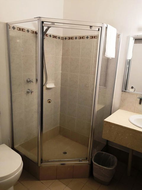 Criterion Hotel Perth - Airlie Beach Holiday 44