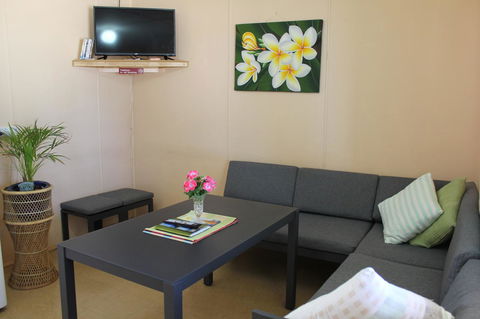 Jurien Beachfront Holiday Units - Airlie Beach Holiday 3