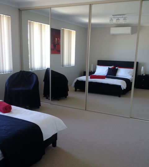 Aaratti House - Airlie Beach Holiday 6