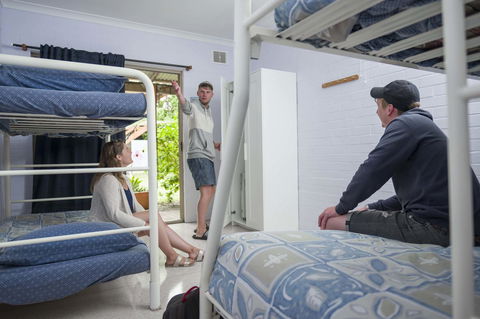 Lancelin Lodge - Airlie Beach Holiday 37