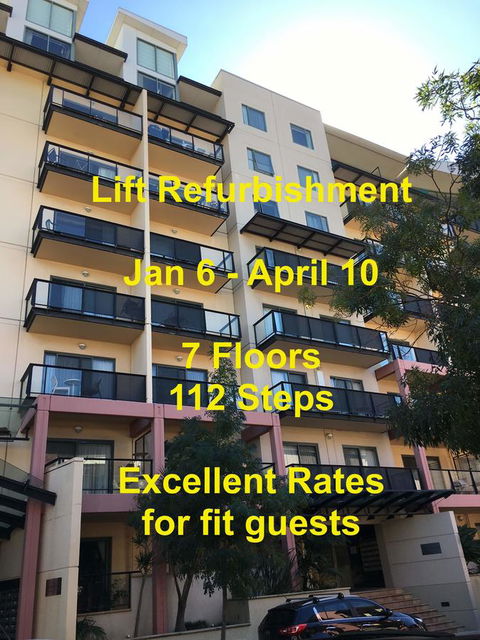 Eliza\'s Lookout - Airlie Beach Holiday 1