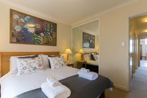 Eliza\'s Lookout - Airlie Beach Holiday 18