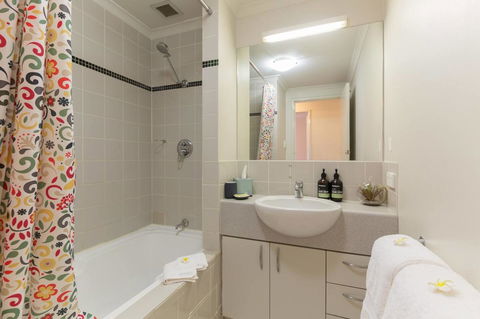 Eliza\'s Lookout - Airlie Beach Holiday 21