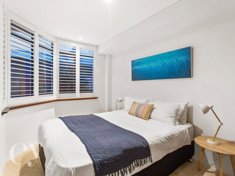 James Street Warehouse - Airlie Beach Holiday 9