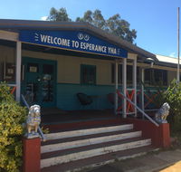Esperance YHA - Airlie Beach Holiday