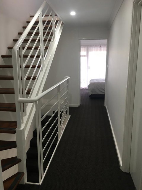 Fremantle Harbour Townhouse - Airlie Beach Holiday 10