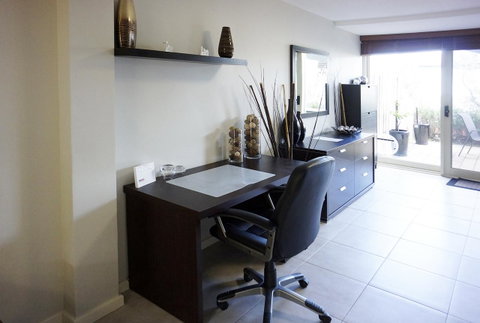 Studio 4 - Ground Floor Fremantle Apartment - Airlie Beach Holiday 9