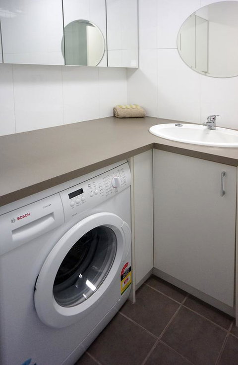 Studio 4 - Ground Floor Fremantle Apartment - Airlie Beach Holiday 17