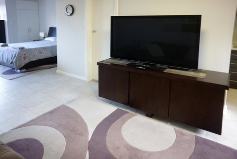 Studio 4 - Ground Floor Fremantle Apartment - Airlie Beach Holiday 4