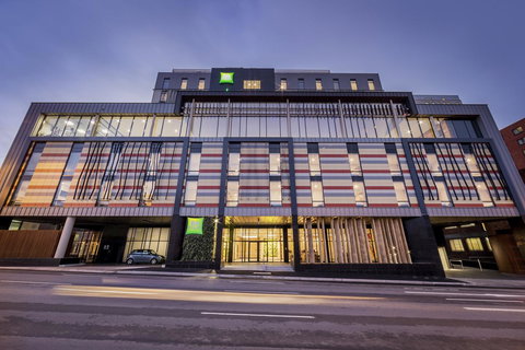 Ibis Styles Hobart - Airlie Beach Holiday 30