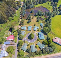 Giants Table and Cottages