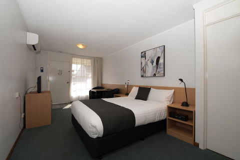 Barclay Motor Inn - Airlie Beach Holiday 2