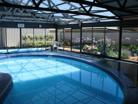 Barclay Motor Inn - Airlie Beach Holiday 10