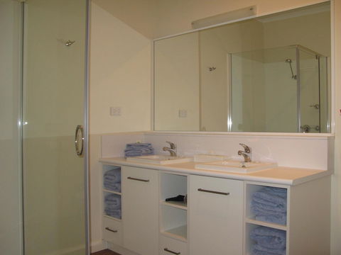 Barclay Motor Inn - Airlie Beach Holiday 38