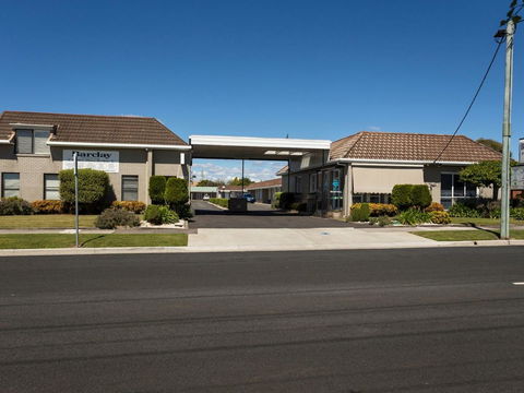 Barclay Motor Inn - Airlie Beach Holiday 0