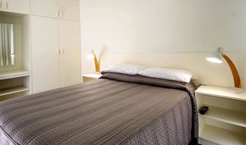 Barclay Motor Inn - Airlie Beach Holiday 24