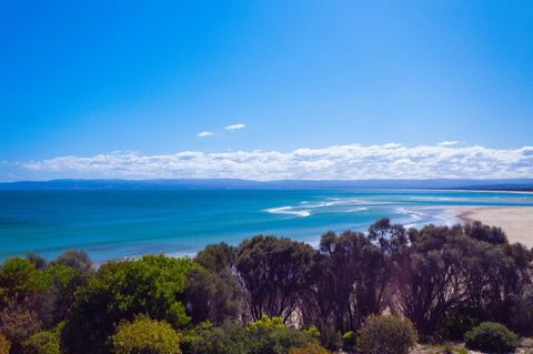 Banksy's By The Bay - Airlie Beach Holiday 15