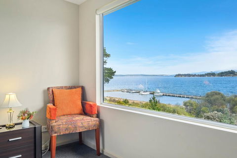 Manfield Seaside Bruny Island - Airlie Beach Holiday 2