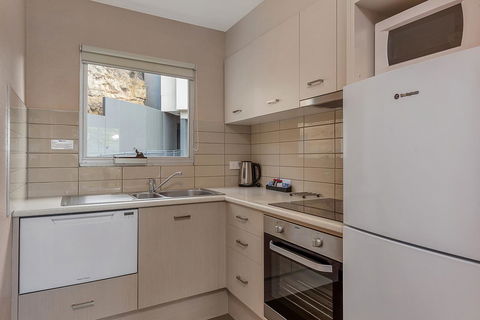 Bay View Villas - Airlie Beach Holiday 5