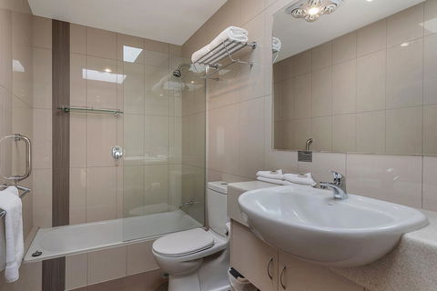 Bay View Villas - Airlie Beach Holiday 25