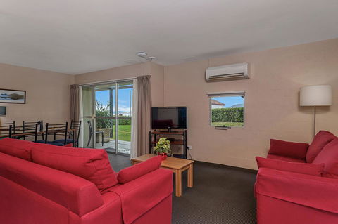 Bay View Villas - Airlie Beach Holiday 7