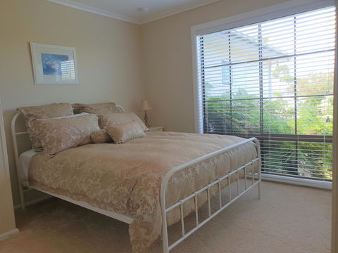 Garden By The Beach - Gateway To The East Coast, Close To Airport - Airlie Beach Holiday 3