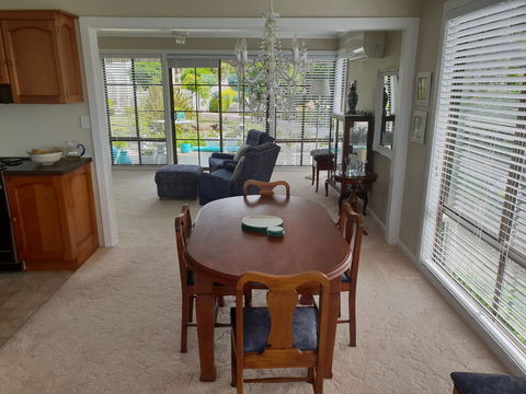 Garden By The Beach - Gateway To The East Coast, Close To Airport - Airlie Beach Holiday 10