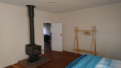 Glengarry Farm Stay BnB - Airlie Beach Holiday 3
