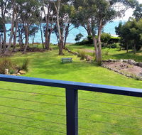Four Seasons Waterfront Villas - Airlie Beach Holiday