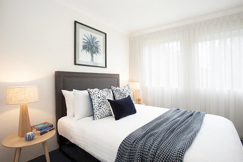 Newly-furnished 2-Bed Apartment With Gym And Pool - Airlie Beach Holiday 1