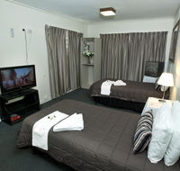 O'Sheas Windsor Hotel - Airlie Beach Holiday