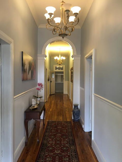 Oakwood Cottage - Airlie Beach Holiday 3