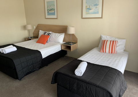 Outrigger Burleigh - Airlie Beach Holiday 2