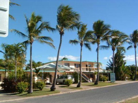 Palm View Holiday Apartments - Airlie Beach Holiday 0