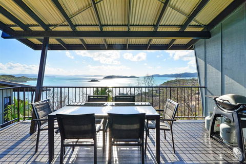 Panorama Apartments - Airlie Beach Holiday 2