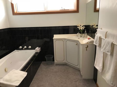 Penguin Seaside Homestay - Airlie Beach Holiday 3