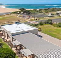 Peterborough House Motel - Airlie Beach Holiday