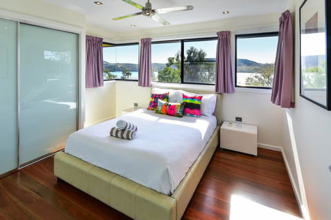 Point Blue On Hamilton Island - Airlie Beach Holiday 1