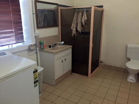 Port Wakefield Cottages - Airlie Beach Holiday 3