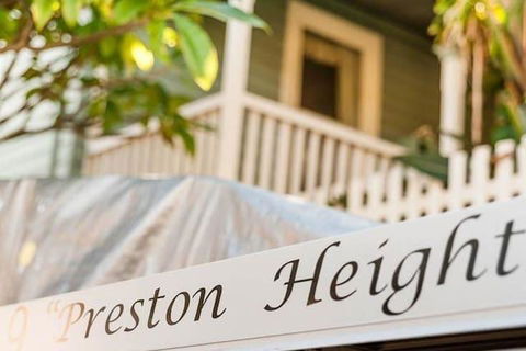 Preston Heights - Airlie Beach Holiday 0