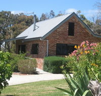 Prom Coast Holiday Lodge - Airlie Beach Holiday