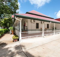 Pure Land Guest House - Airlie Beach Holiday